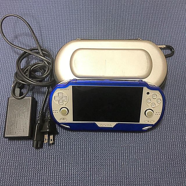 PlayStation®Vita（PCH-1000シリーズ）携帯用ゲーム機本体