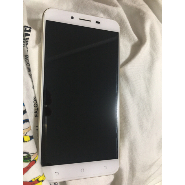 ASUS(エイスース)のzenfone3max 5.5 スマホ/家電/カメラのスマートフォン/携帯電話(スマートフォン本体)の商品写真