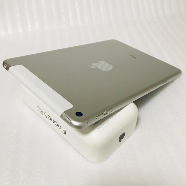 Apple ipad mini4 wifi+セルラー（ドコモ） 16GB