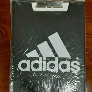 アディダス(adidas)のadidas　A4バインダー　新品未使用(ファイル/バインダー)