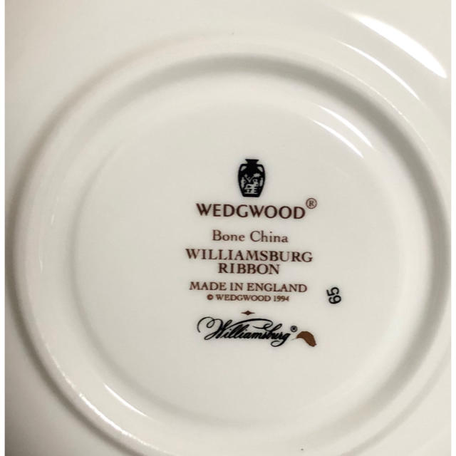 WEDGWOOD(ウェッジウッド)の廃盤品　ウェッジウッド  ウィリアムズバーグリボン　カップ＆ソーサー インテリア/住まい/日用品のキッチン/食器(食器)の商品写真