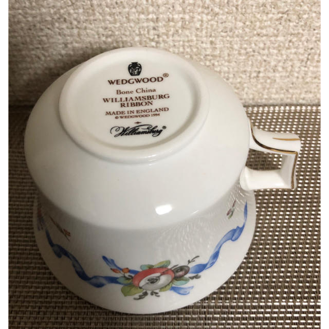 廃盤品 ウェッジウッド ウィリアムズバーグリボン カップ&ソーサー