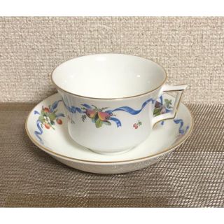 ウェッジウッド(WEDGWOOD)の廃盤品　ウェッジウッド  ウィリアムズバーグリボン　カップ＆ソーサー(食器)