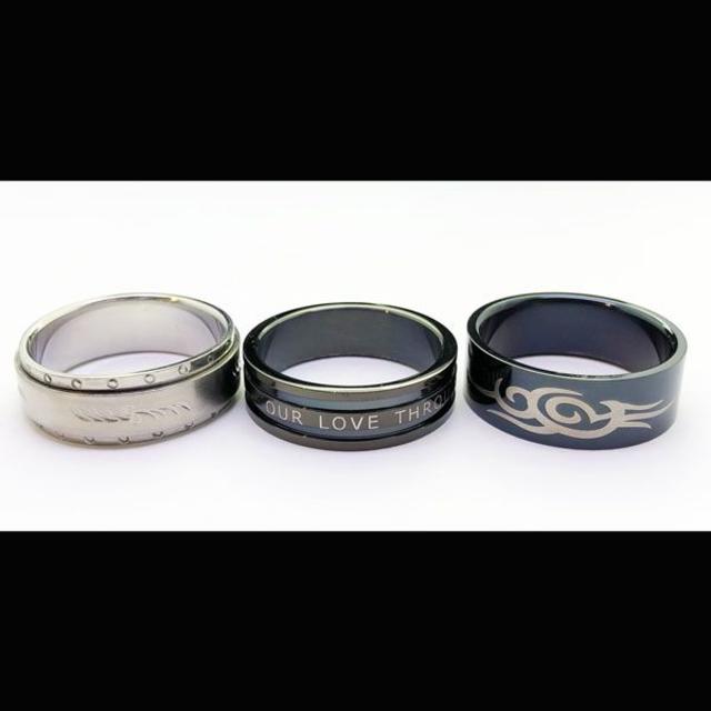 23号　指輪　サージカルステンレス　高品質　まとめ売り　リング　ブルー メンズのアクセサリー(リング(指輪))の商品写真