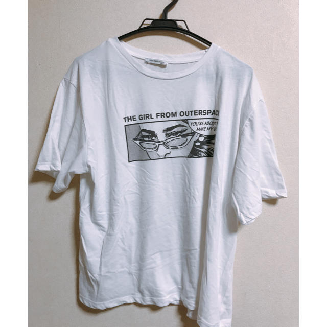 ZARA(ザラ)の白　ロゴ　Tシャツ レディースのトップス(Tシャツ(半袖/袖なし))の商品写真