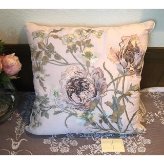 LAURA ASHLEY(クッション)のフリマアイテム一覧 LAURA ASHLEY(クッション)のフリマアイテム一覧
