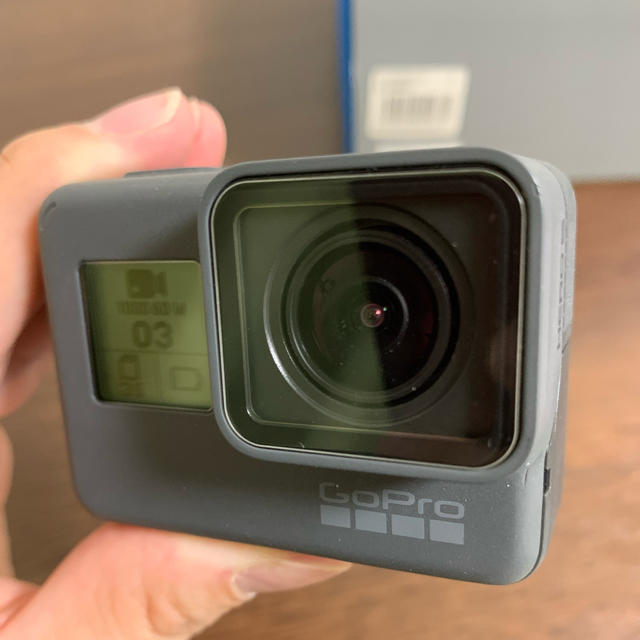 GoPro(ゴープロ)のGoPro HERO5 & GoPro 3-WAYセット スマホ/家電/カメラのカメラ(ビデオカメラ)の商品写真