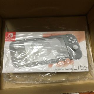 ニンテンドースイッチ(Nintendo Switch)のnintendo switch lite グレー(家庭用ゲーム機本体)