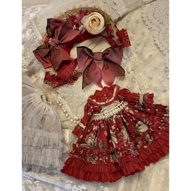 ❤️赤いクラシック花柄　ブライスドレスのセット