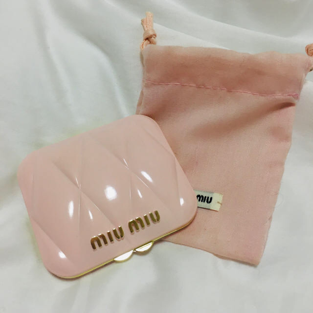 miumiu ミラー