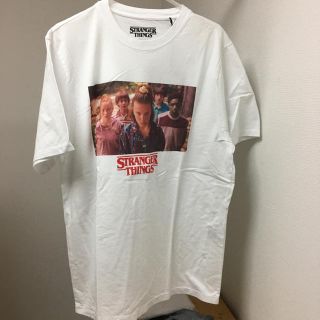 ストレンジャーシングス　イレブンフレンドT Lサイズ(Tシャツ/カットソー(半袖/袖なし))