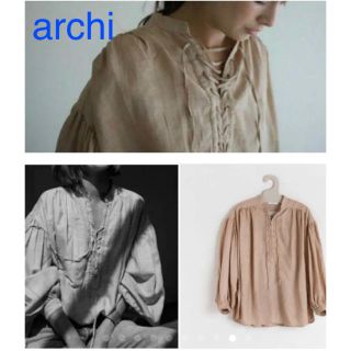 アーキ(archi)の美品　archi ブラウス　Sサイズ　アーキ(シャツ/ブラウス(長袖/七分))