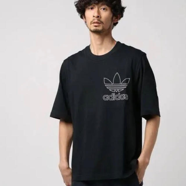 adidas(アディダス)のアディダスオリジナルス アウトライン 半袖 Tシャツ 黒 XL 新品未使用 メンズのトップス(Tシャツ/カットソー(半袖/袖なし))の商品写真