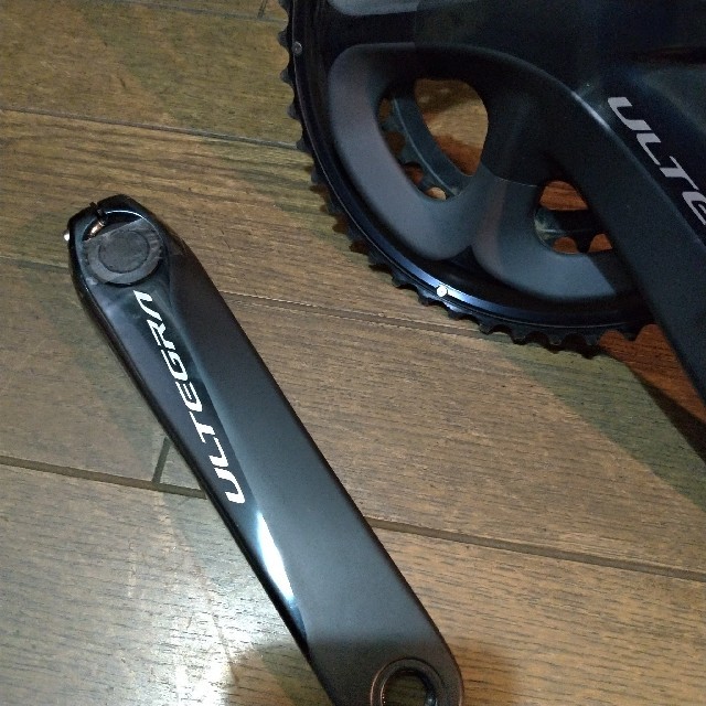 SHIMANO FC-R8000 クランクセット SHIMANO FC-R8000 クランクセット