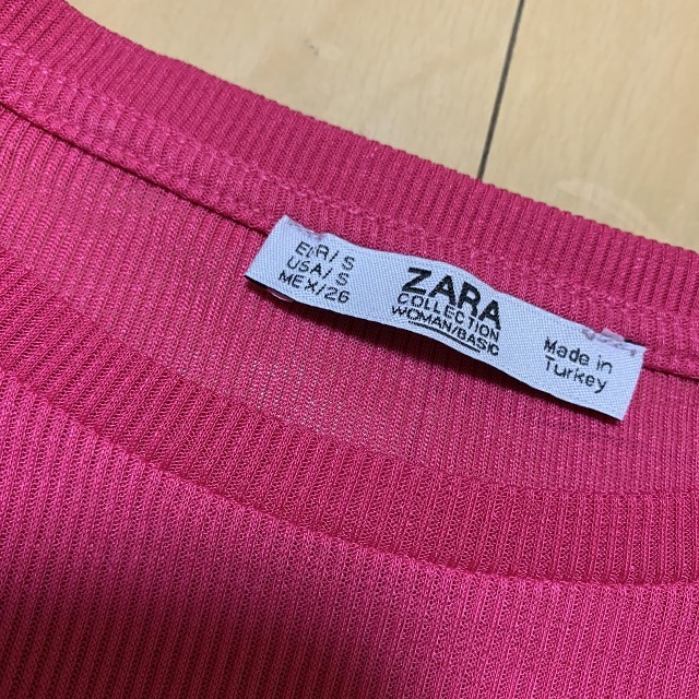 ZARA(ザラ)のZARA ザラ　☆　チュニック　トップス　袖フリル　ピンク　S レディースのトップス(カットソー(半袖/袖なし))の商品写真