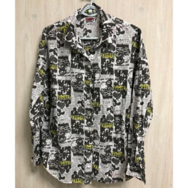 HYSTERIC GLAMOUR(ヒステリックグラマー)のhysteric glamour ビックシャツ レディースのトップス(シャツ/ブラウス(長袖/七分))の商品写真