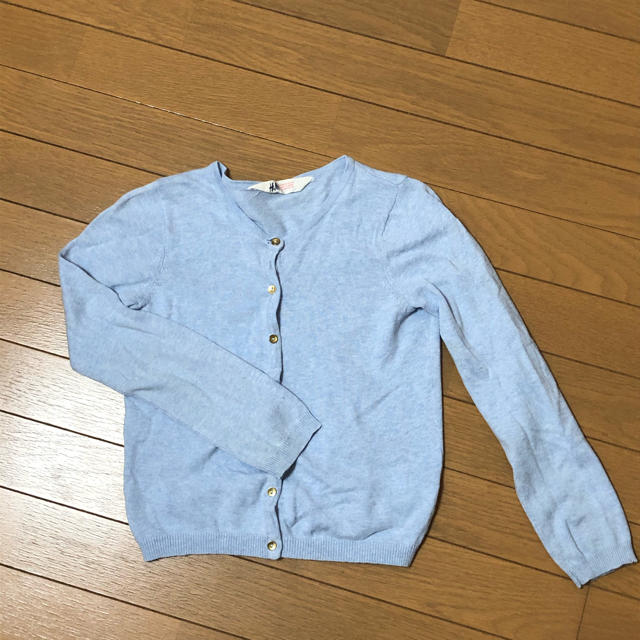 H&M(エイチアンドエム)のH&M キッズ　カーディガン130センチ キッズ/ベビー/マタニティのキッズ服女の子用(90cm~)(カーディガン)の商品写真