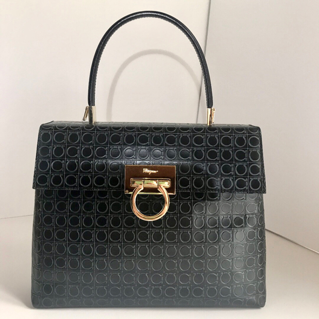 Salvatore Ferragamo ハンドバッグ【美品】