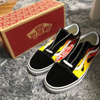 ヴァンズ(VANS)の2017復刻 27cm 新品 VANS Old Skool Flame US企画(スニーカー)