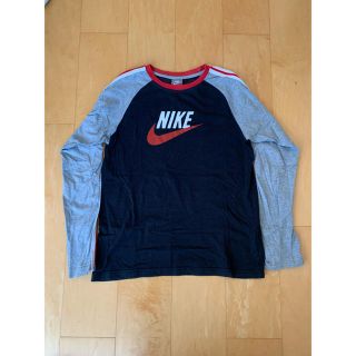 ナイキ(NIKE)の送料無料　即購入OK NIKE ナイキ 長袖Tシャツ　L 160(Tシャツ/カットソー(七分/長袖))