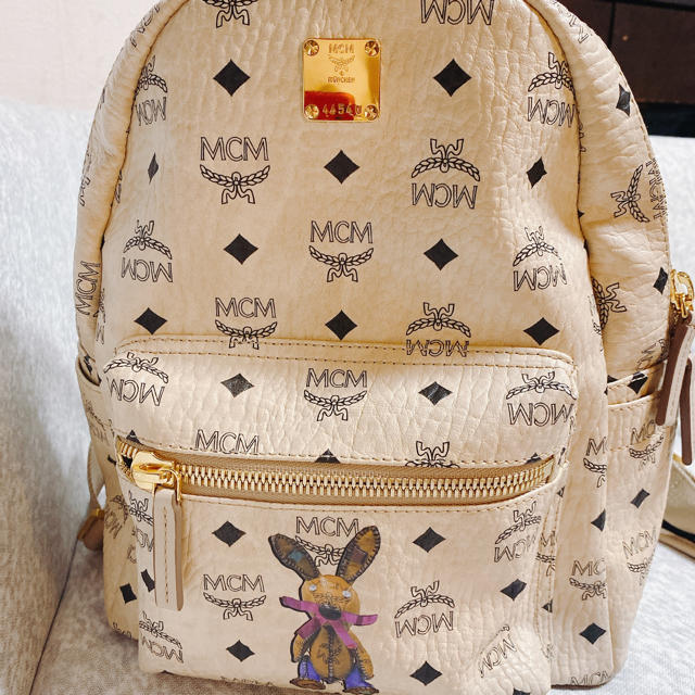 【ご専用】MCM リュック　ラビット　ロゴグラム