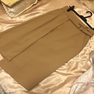 ザラ(ZARA)のZARA 膝丈上品スカート💗(ひざ丈スカート)