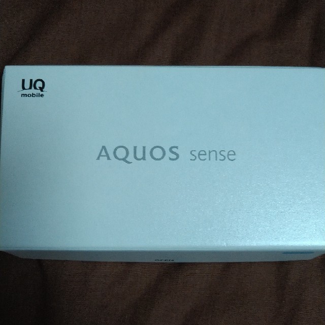 AQUOS(アクオス)のAQUOS sense SHV40 Airy Blue 新品 スマホ/家電/カメラのスマートフォン/携帯電話(スマートフォン本体)の商品写真