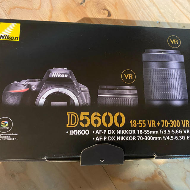 メール便無料】 Nikon d5600ダブルズームキット 値下げ依頼はご遠慮