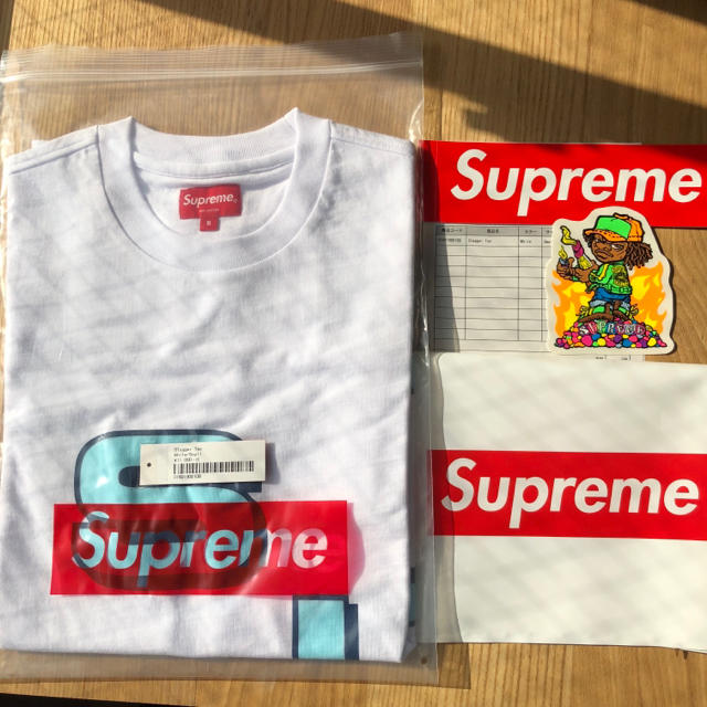 supreme T-shirt  Sサイズ