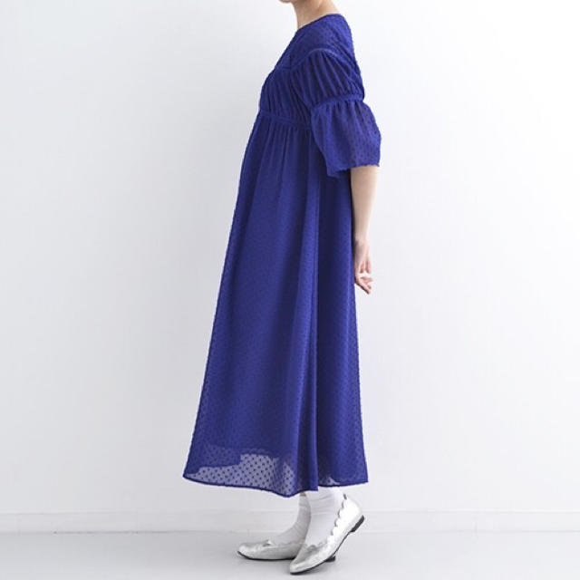 merlot(メルロー)の5/3迄限定価格【merlot plus】ドット刺繍ワンピース★クロ レディースのワンピース(ロングワンピース/マキシワンピース)の商品写真