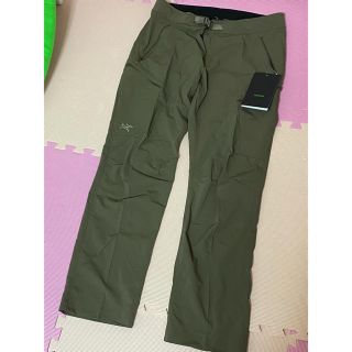 アークテリクス(ARC'TERYX)の◆SALE◆新品タグ付きアークテリクス　パリセードパンツXL　36-32　カーキ(登山用品)