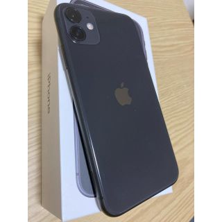 アイフォーン(iPhone)のiPhone11 本体　128GB ブラック(スマートフォン本体)