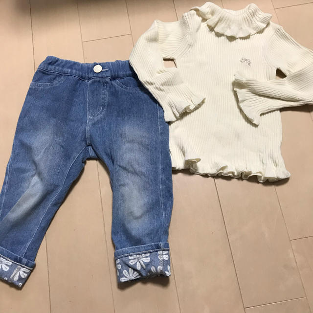 KinKi Kids(キンキキッズ)のHAKKA KIDS カットソーとデニムのセット キッズ/ベビー/マタニティのキッズ服女の子用(90cm~)(パンツ/スパッツ)の商品写真