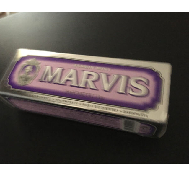 MARVIS(マービス)のMARVISマーヴィス歯磨き粉トゥースペースト（ジャスミン・ミント）25ml コスメ/美容のオーラルケア(歯磨き粉)の商品写真