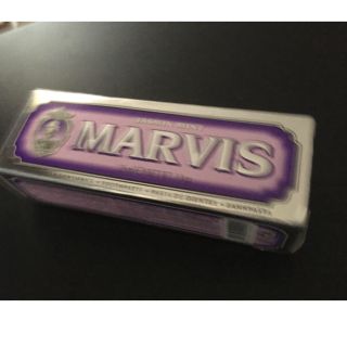 マービス(MARVIS)のMARVISマーヴィス歯磨き粉トゥースペースト（ジャスミン・ミント）25ml(歯磨き粉)