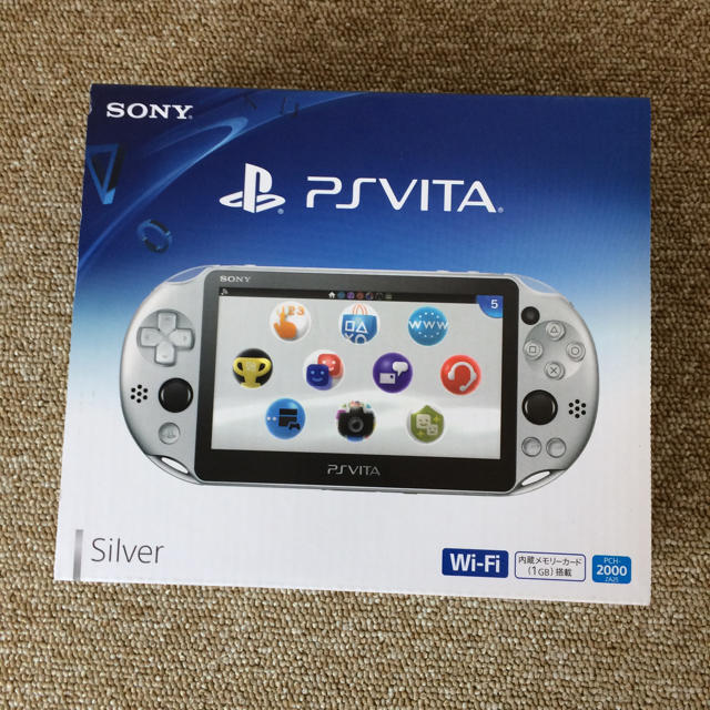 PS Vita 2000 ブラック 本体 Wi-Fiモデル メモリーカード付