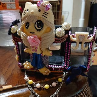 浜崎あゆみ 車用 ドリンクホルダー(車内アクセサリ)