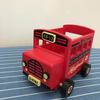 カルディ(KALDI)のカルディ  木製バス　小物入れ　お子様のおもちゃにも(小物入れ)