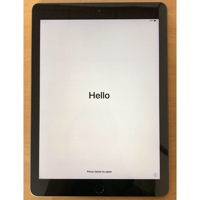 【極美品】iPad (第6世代) 9.7インチ wifiモデル 128GB 1