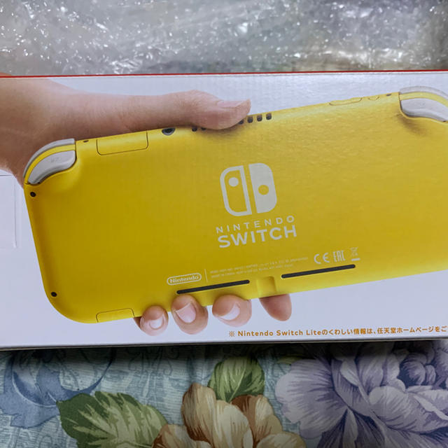 Nintendo Switchライト イエロー スイッチライト 本体