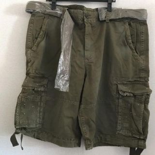 アメリカンイーグル(American Eagle)の♡新品未使用♡アメリカンイーグル　カーゴハーフパンツ 3L(ワークパンツ/カーゴパンツ)