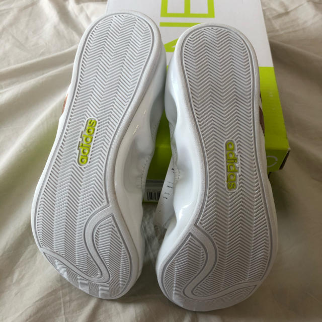 adidas(アディダス)の新品未使用⭐︎アディダス ネオ バレリーナ レディースの靴/シューズ(バレエシューズ)の商品写真