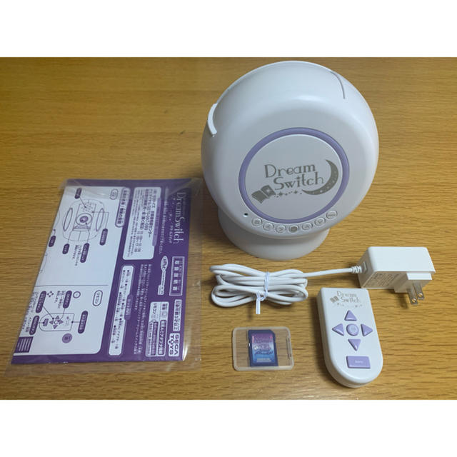 動く絵本プロジェクター Dream Switch 動く絵本プロジェクター Dream Switch
