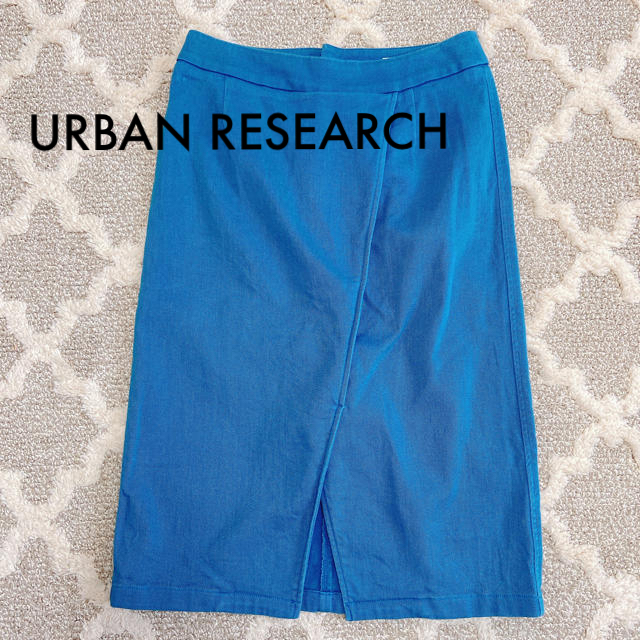 URBAN RESEARCH(アーバンリサーチ)の【美品】UrbanResearch♡デニム風スカート♡タイト♡スリット レディースのスカート(ひざ丈スカート)の商品写真