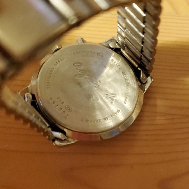 agnes b.(アニエスベー)のagnes b.　アニエスb.　時計　文字盤ブラック　メンズモデル メンズの時計(金属ベルト)の商品写真