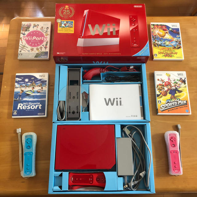 美品！任天堂 Nintendo wii マリオ25周年限定色本体 ソフトセット