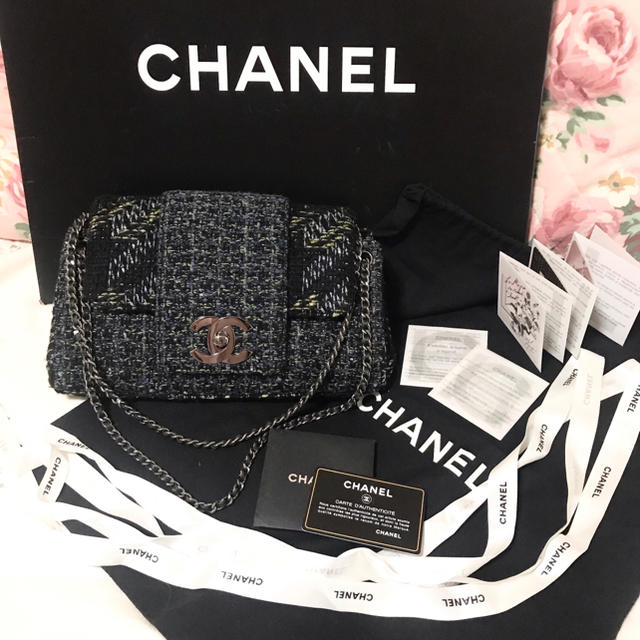 CHANEL(シャネル)の超美品!!【CHANEL★ツイードバッグ】箱＆保存袋＆リボン3m付き レディースのバッグ(ショルダーバッグ)の商品写真