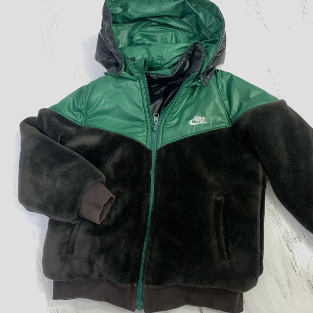 Nike ナイキ Nike ダウン ジャンパー 男の子 リバーシブル ジャケット 上着の通販 By Kiki S Shop ナイキならラクマ Nike ナイキ Nike ダウン ジャンパー 男の子 リバーシブル ジャケット 上着の通販 By Kiki S Shop ナイキならラクマ
