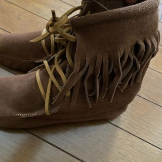 ミネトンカ(Minnetonka)のMINNETONKA フリンジブーツ【最終価格】(ブーツ)