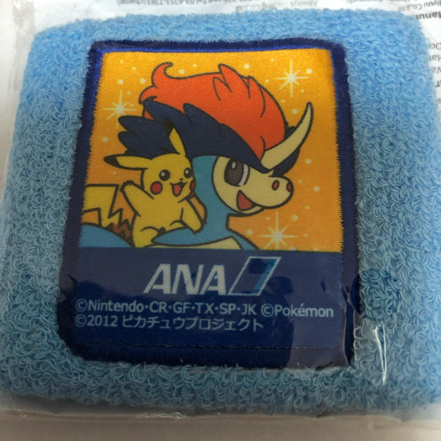 ポケモンリストバンド　ANA子供向け機内アメニティグッズ エンタメ/ホビーのコレクション(ノベルティグッズ)の商品写真